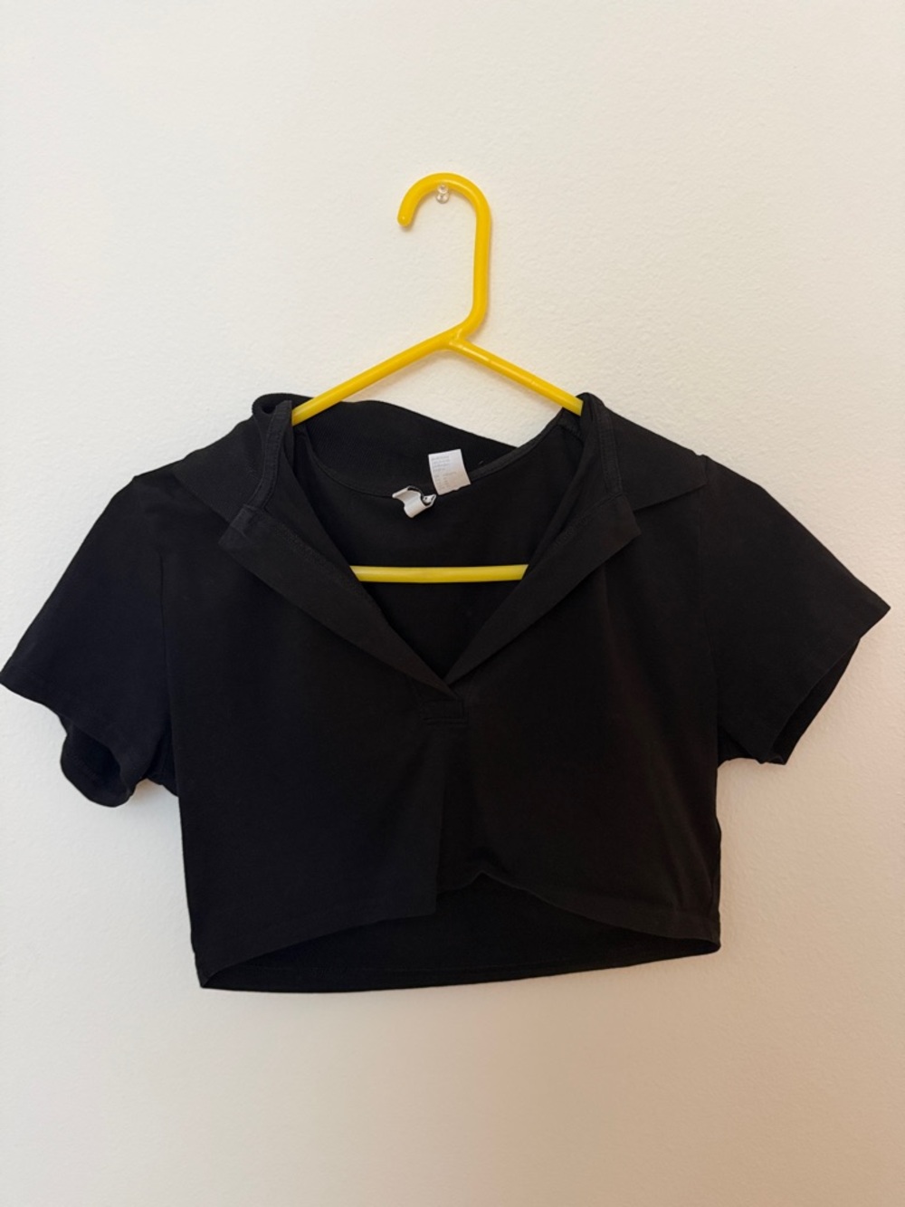 H&M Black Cropped Camisole Top